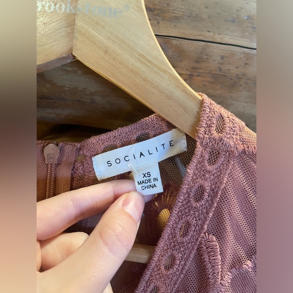 Bohemian Lace Maxi Dress - Picture 3 of 3